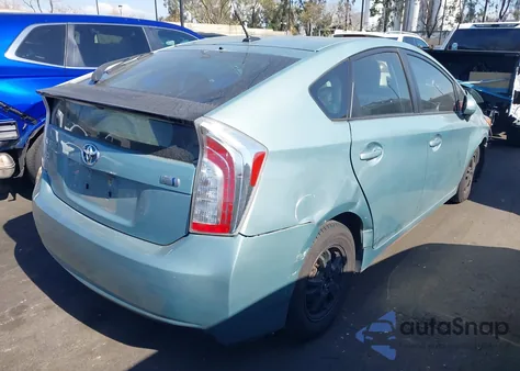 2013 Toyota Prius Three z USA, uszkodzony, nr VIN JTDKN3DU9D5671992